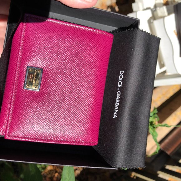 Dolce & Gabbana Trifold Wallet - Picture 2 of 10